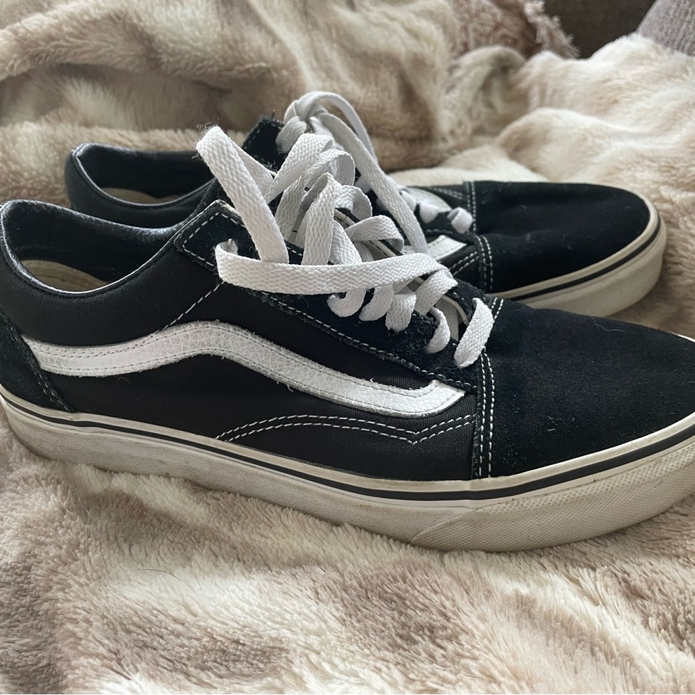 VANS Black & White